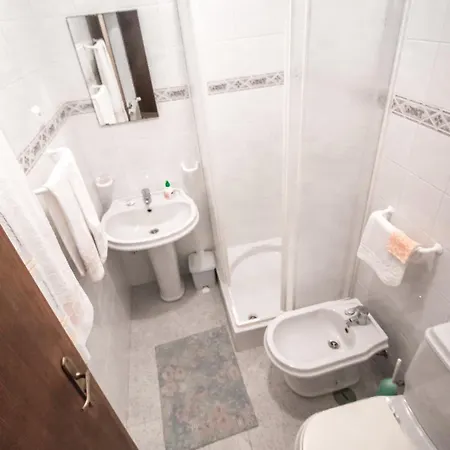 Crescente ゲストハウス